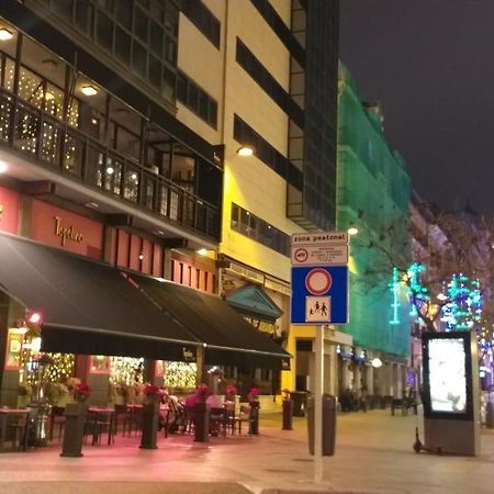 Centrico, Gran Via Sol Plaza Mayor Madrid Bagian luar foto