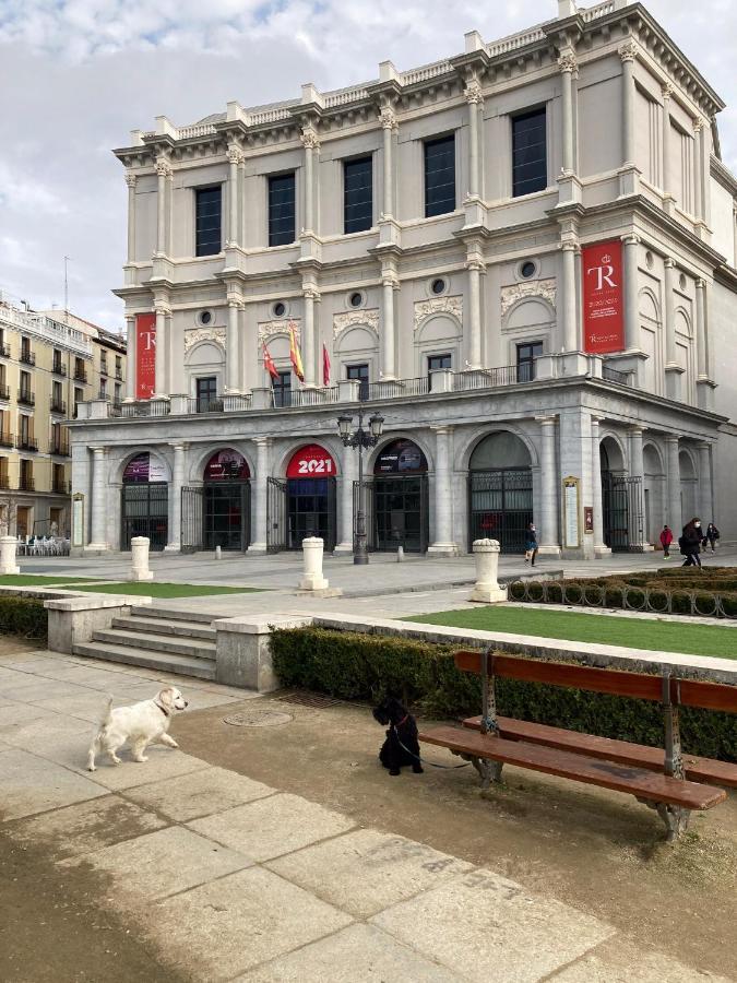 Centrico, Gran Via Sol Plaza Mayor Madrid Bagian luar foto
